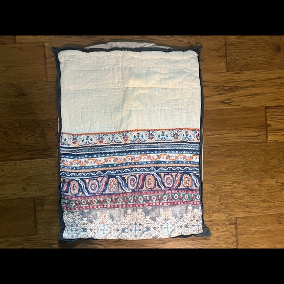 Anthropologie Twin Quilt - Picture 4 of 6